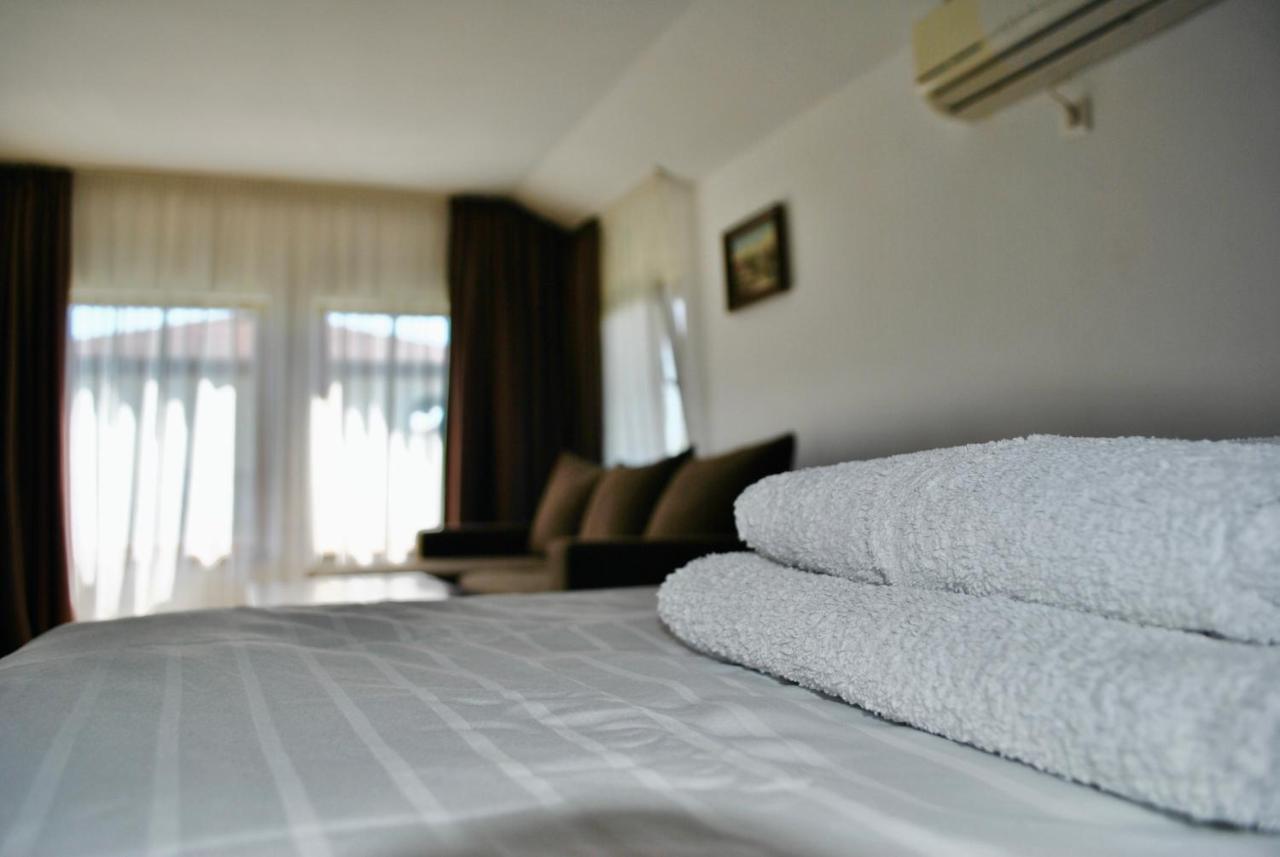 Camping La Foisor ทูร์ดา ภายนอก รูปภาพ